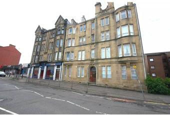 Flat in glasgow close to all local amenities has Smoking rooms