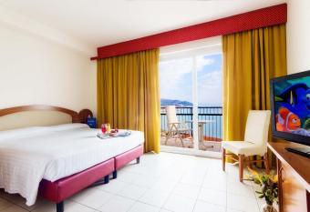 Piccolo Hotel has Balcony rooms