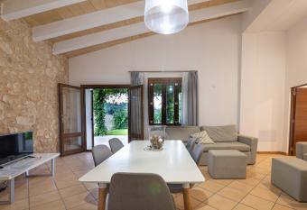 Apartamento Son Calo C by Rentallorca has Balcony rooms