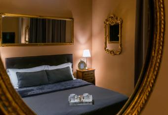 051 Room & Breakfast allows 18 year olds to book a room