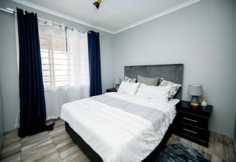 Luxuriously finished 2 bedroom has rooms with a private hot tub