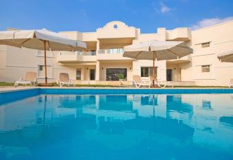 Seven Stays Zayed allows 18 year olds to book a room