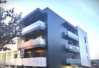 Guimar  es City Center by LuxiStay has Balcony rooms