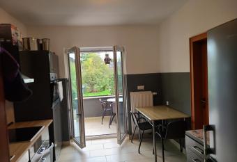 Ihr Zuhause auf Zeit has Balcony rooms