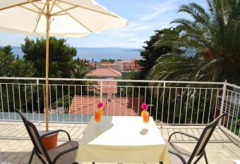 Palma Promajna Apartments has Balcony rooms