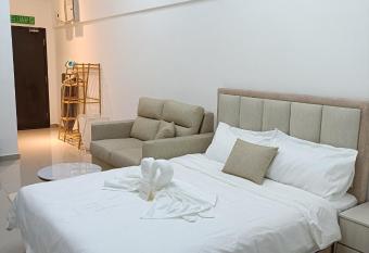 Edusentral Setia Alam Shah Alam has Balcony rooms