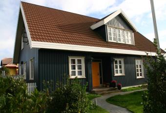 Guesthouse Heba has Balcony rooms