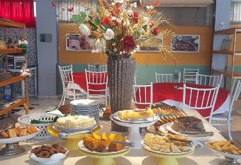 Natalina Pousada & Restaurante allows 18 year olds to book a room