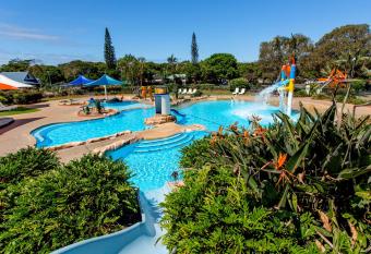 BIG4 Park Beach Holiday Park has Balcony rooms