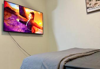 Studio Unit At Residensi Suasana has rooms with a private hot tub