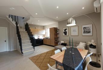 Glam House Casalpalocco has Balcony rooms