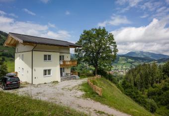 Z`Aglers Ferienwohnungen has Balcony rooms