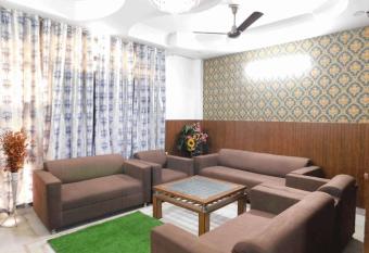Saubhagya BnB Homes - 4 BHK with Kitchen has Balcony rooms