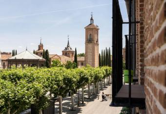 Clavile  a, duplex con las mejores vistas de Alcala allows 18 year olds to book a room