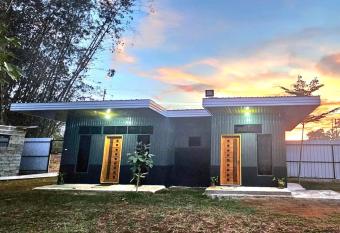 Jorge s Economy Room has Balcony rooms