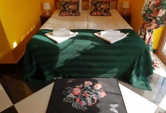 Malinowy Dw  r has Balcony rooms