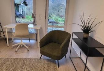 Sonnige Ferienwohnung in Traumlage has Balcony rooms