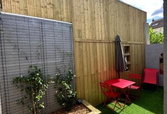 LE Cosy 155 has Balcony rooms