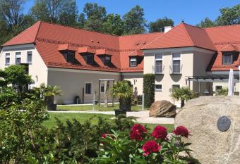 Hotel Glutschaufel has Balcony rooms