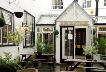 The Talbot hotel allows 18 year olds to book a room