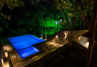 Nexstay Lakkidi Village Resort has Balcony rooms