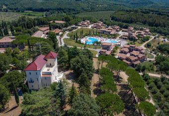 Villa Moris has Balcony rooms