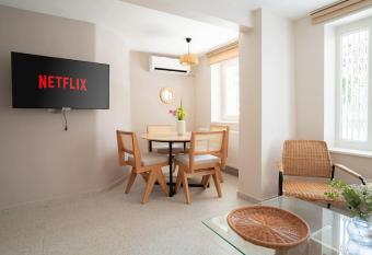 Modern and Designed 2BR W Garden has Balcony rooms