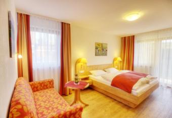 Pension Fohrenberg has Balcony rooms