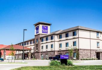 Sleep Inn & Suites Blackwell I-35 allows 18 year olds to book a room