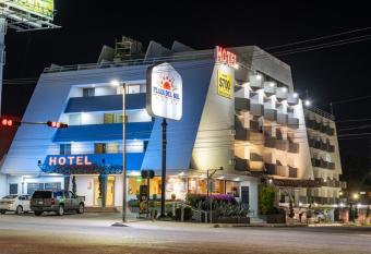 Hotel Plaza del Sol has Balcony rooms