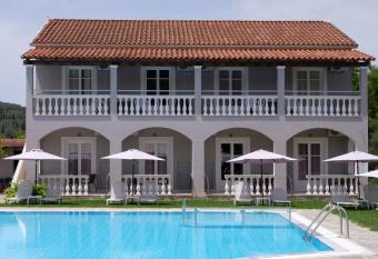 Katsaros Studios & Apartments allows 18 year olds to book a room