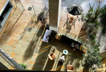 Apartaestudios-Llanogrande has Balcony rooms