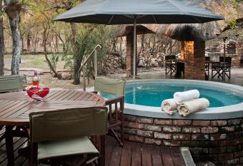 De Bruine Huis allows 18 year olds to book a room