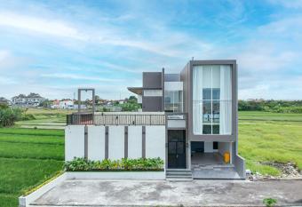 Villa Serta - 3 Bedrooms New Villas has Balcony rooms