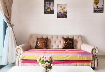 Happy House, Cerulean Bay, Full Furnished, Forestcity has Balcony rooms