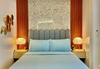 Mactan Newtown Oceanview Beach Condo Suite has Balcony rooms