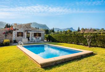 Bon Cami has Smoking/Balcony rooms