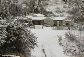 Aspen Guest House has Balcony rooms