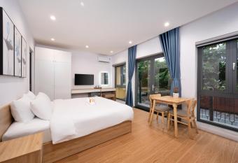 An Bang Beach Spa & Apartment has Balcony rooms