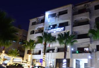 Al Jamal Suites allows 18 year olds to book a room