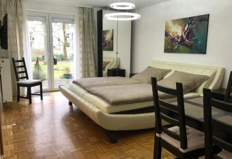 Park-Residenz Isernhagen has Balcony rooms