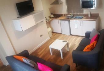 Premier Lodge Central allows 18 year olds to book a room