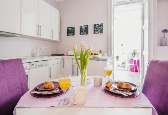 Apartment for special getaway Nea has Balcony rooms