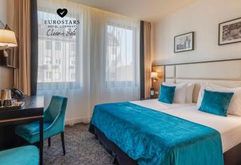 Eurostars Danube Budapest allows 18 year olds to book a room
