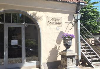 Suviste Guesthouse has Balcony rooms