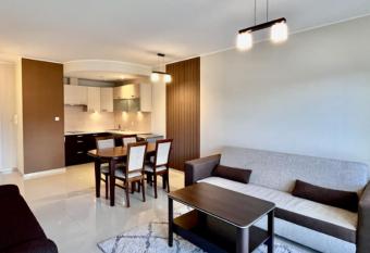 Apartament Spacerowa has Balcony rooms