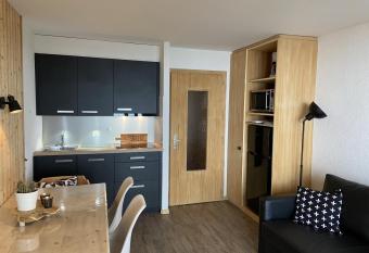 Gentianes COSY & MOUNTAIN apartments has Balcony rooms