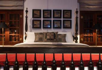 Maya Tangalle has rooms with a private hot tub