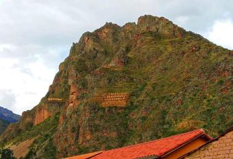 Punto Sagrado has Balcony rooms