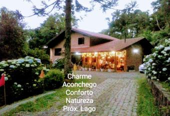 Nanda s House Pousada allows 18 year olds to book a room